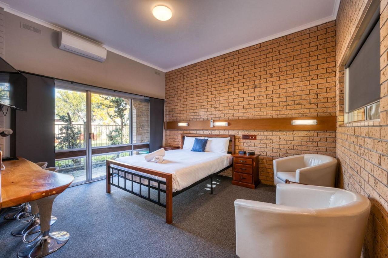 Colac Mid City Motor Inn 외부 사진