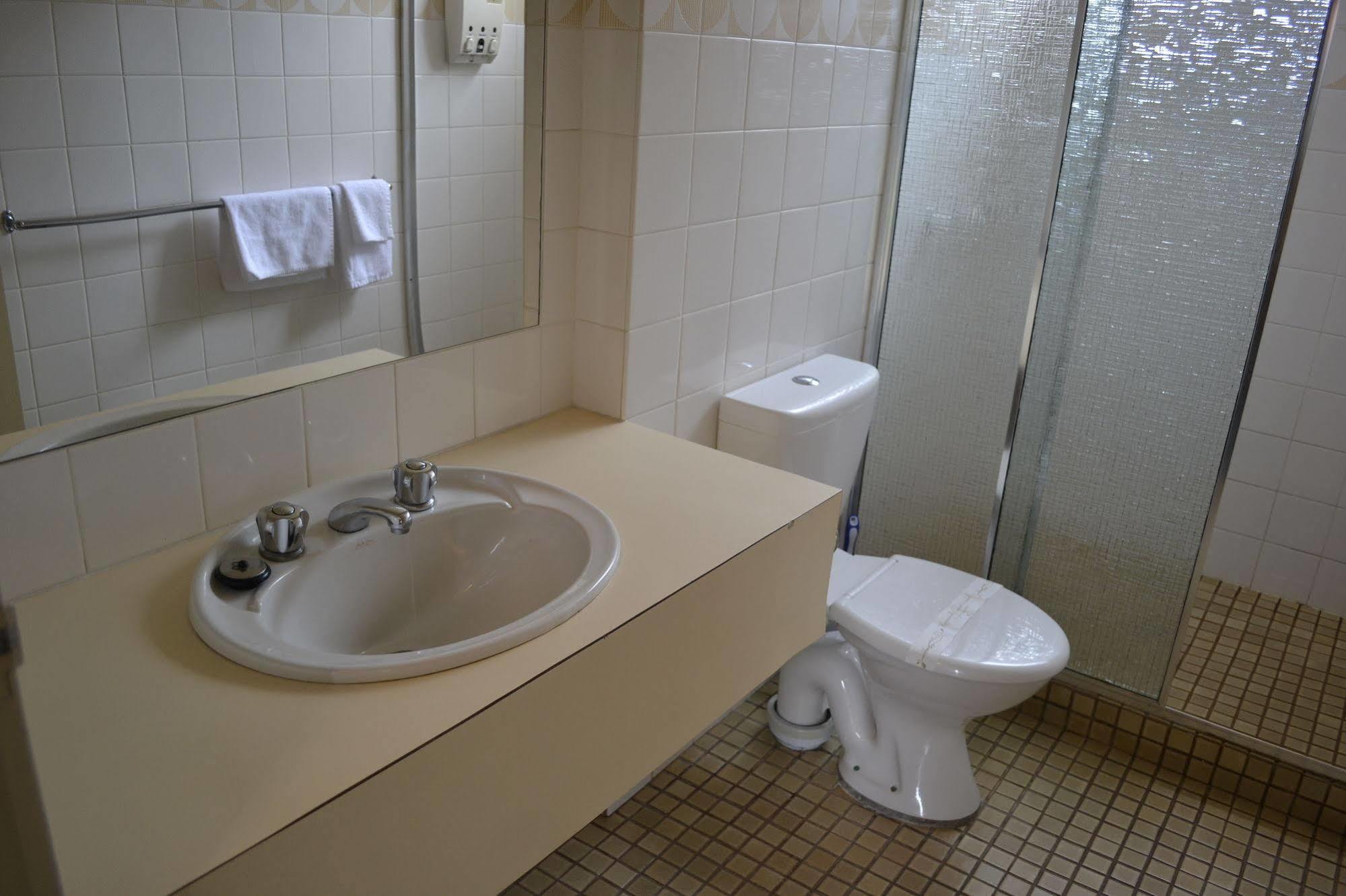 Colac Mid City Motor Inn 외부 사진