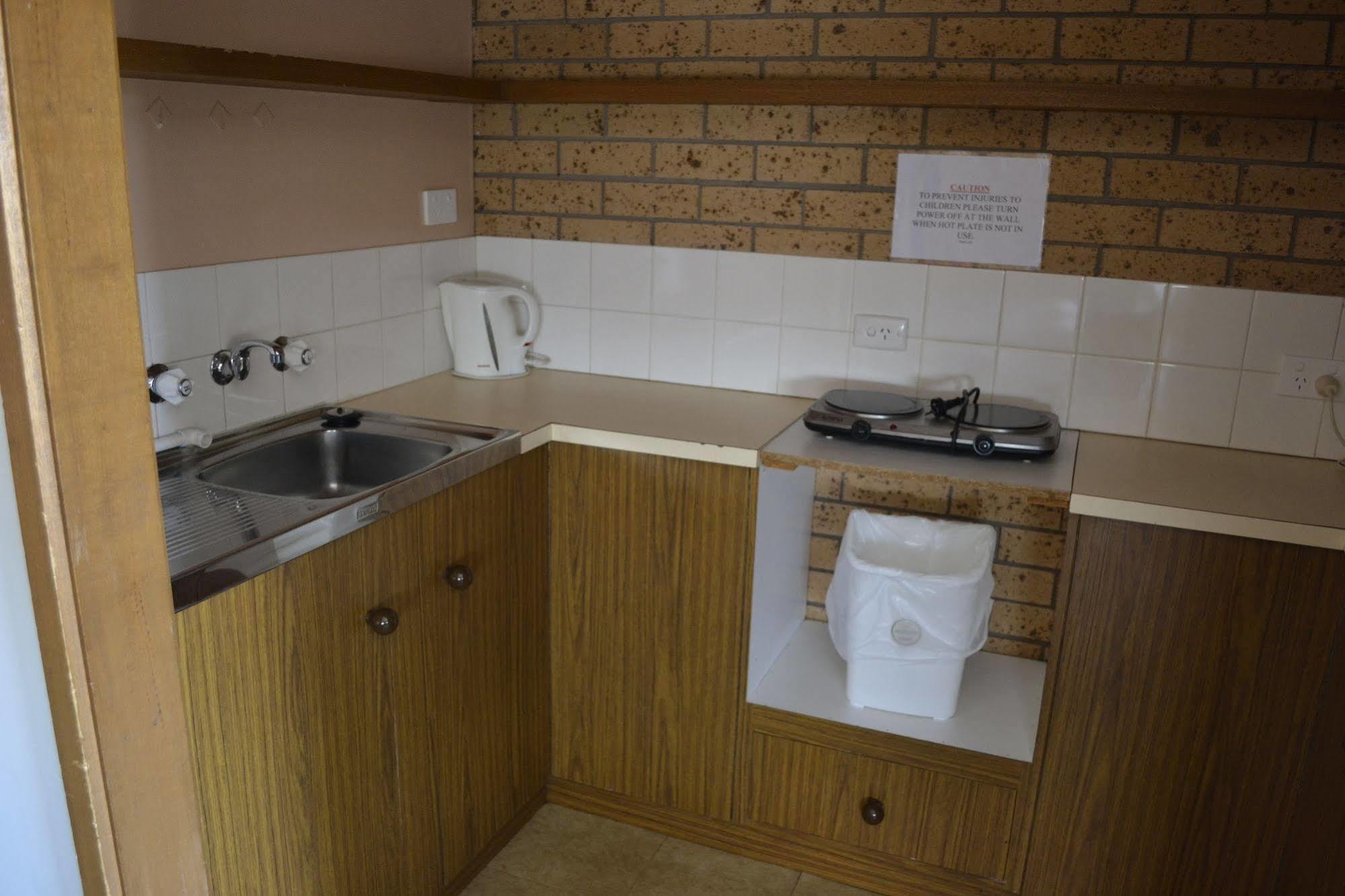 Colac Mid City Motor Inn 외부 사진
