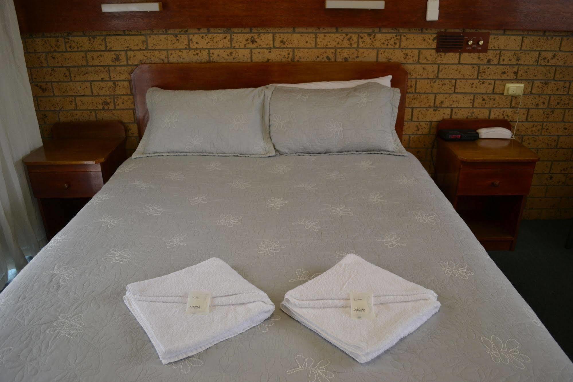Colac Mid City Motor Inn 외부 사진