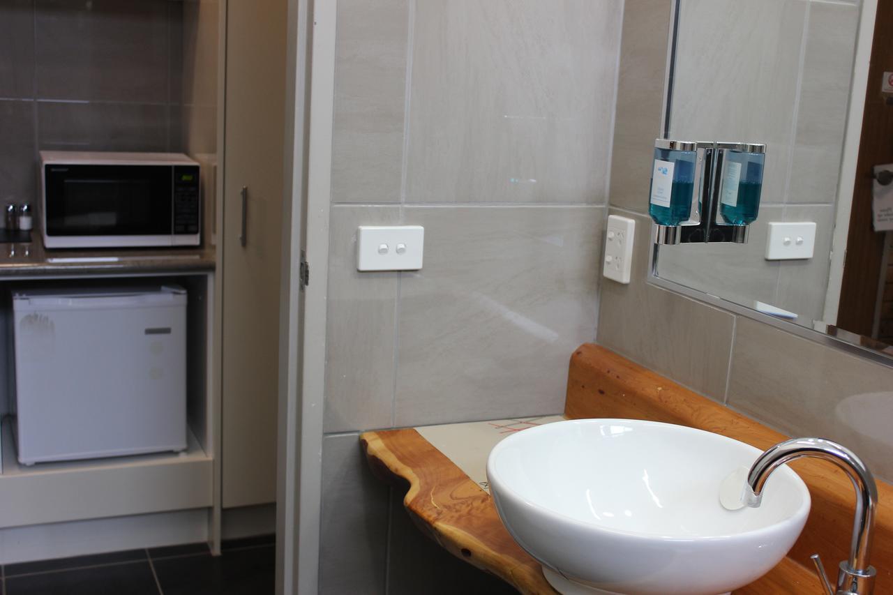 Colac Mid City Motor Inn 외부 사진